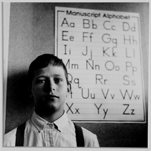 Image description is not available for 2000.002